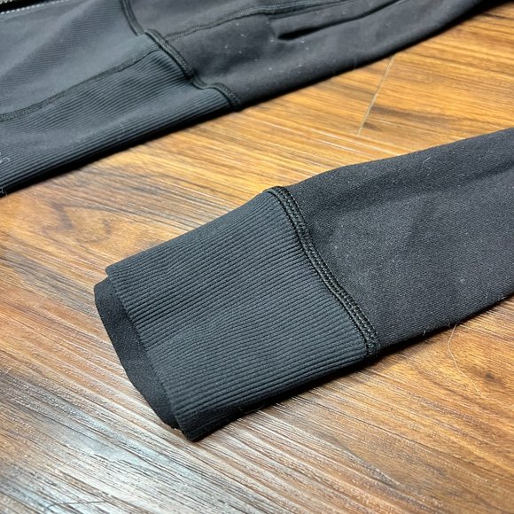 lululemon Long Hooded Define Jacket Size 2 - Picture 2 of 12
